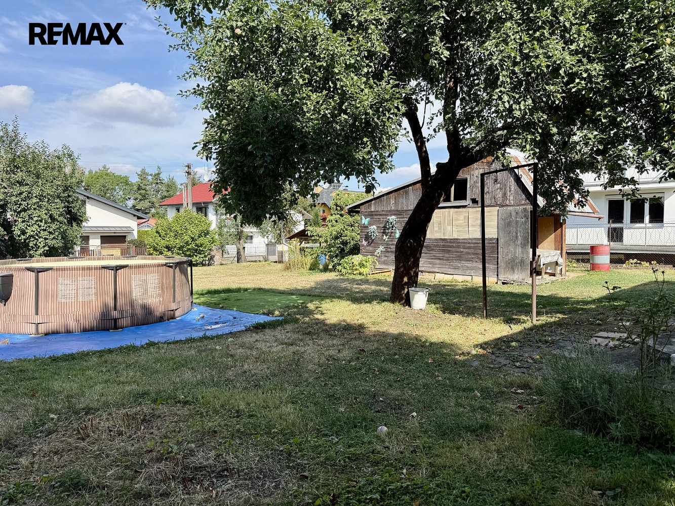 Pronájem zahrady 818 m² s chatou a garáží, Rokycany – pohled 5