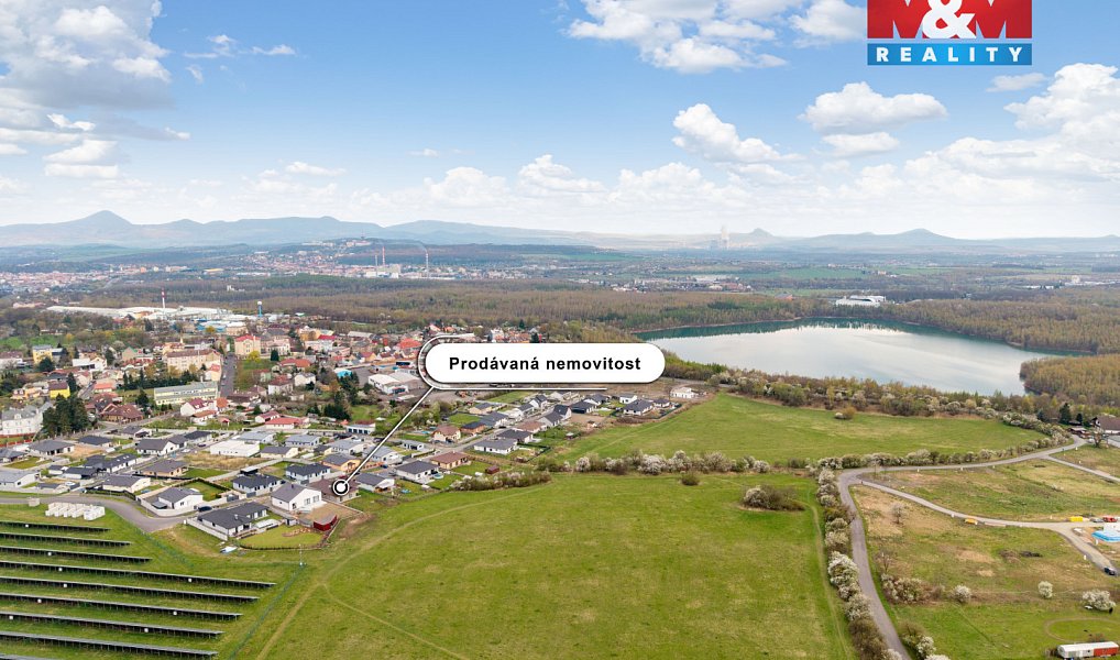 Prodej domu 235 m² s pozemkem 932 m², Dubí – náhled fotky 17