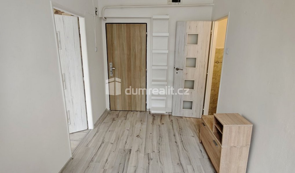 Pronájem bytu 2+1 75 m², Děčín – náhled fotky 9