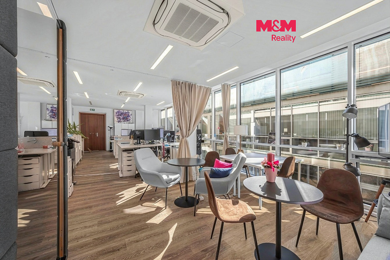 Pronájem kanceláře 82 m²