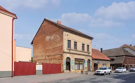 Prodej domu (jiného typu) 200 m² s pozemkem 172 m², Husova, Rožďalovice, okres Nymburk