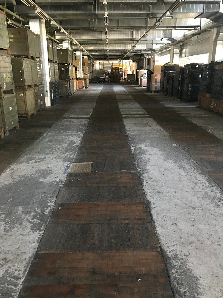 Pronájem skladových a výrobních prostor 275 m², Litvínov – pohled 3