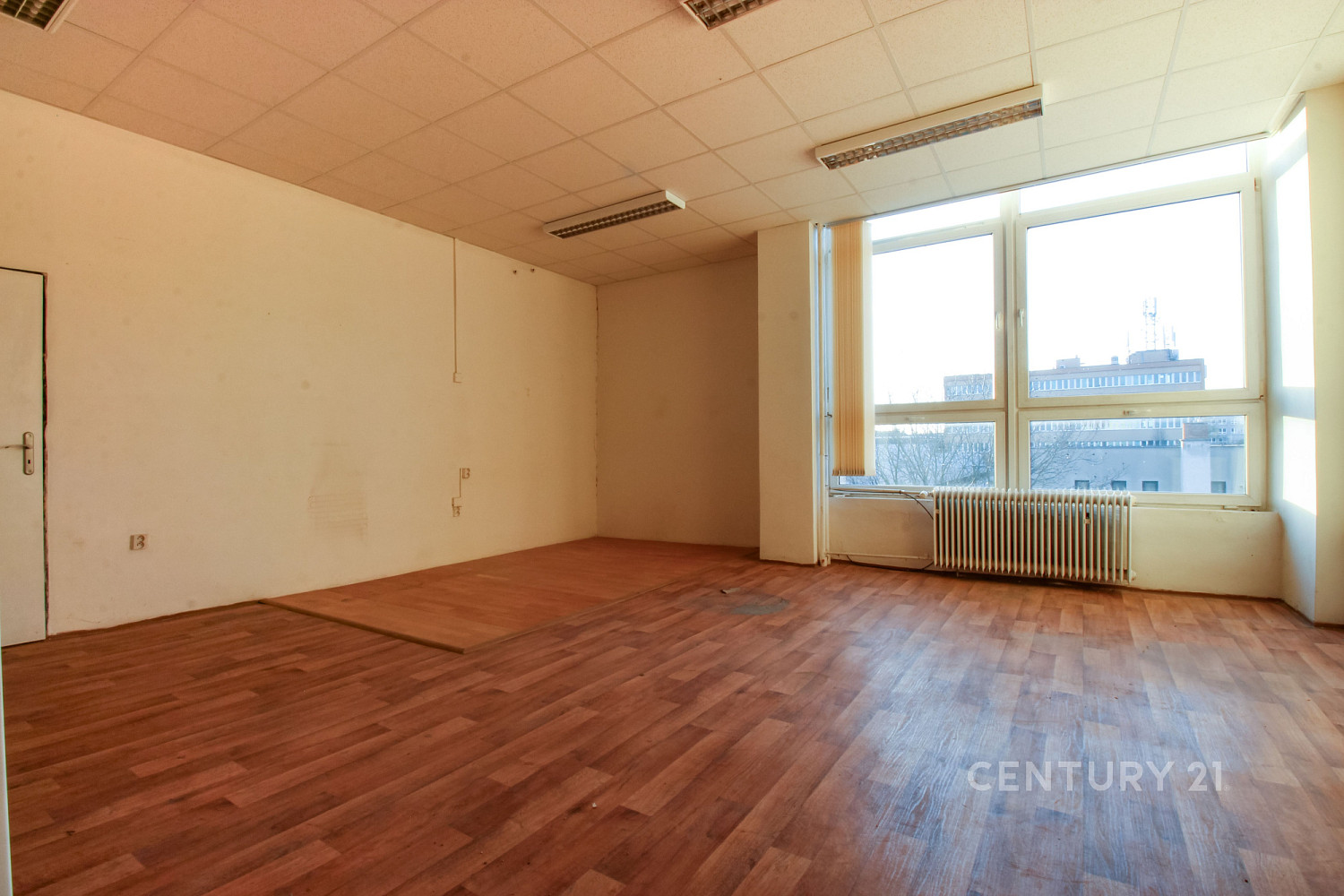 Pronájem kanceláře 36 m² – fotografie 2