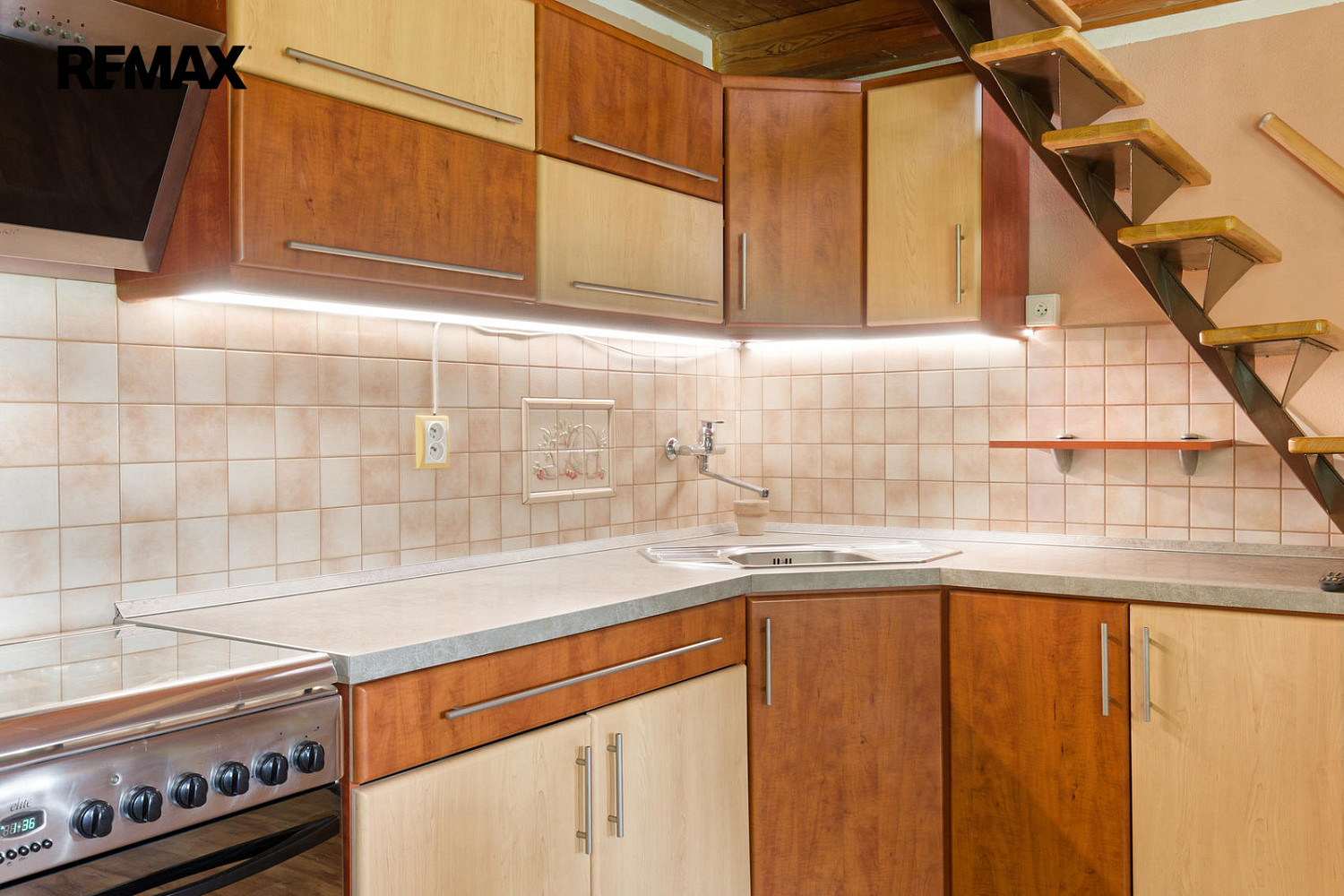 Prodej chaty/chalupy 99 m² s pozemkem 661 m² — photo 3