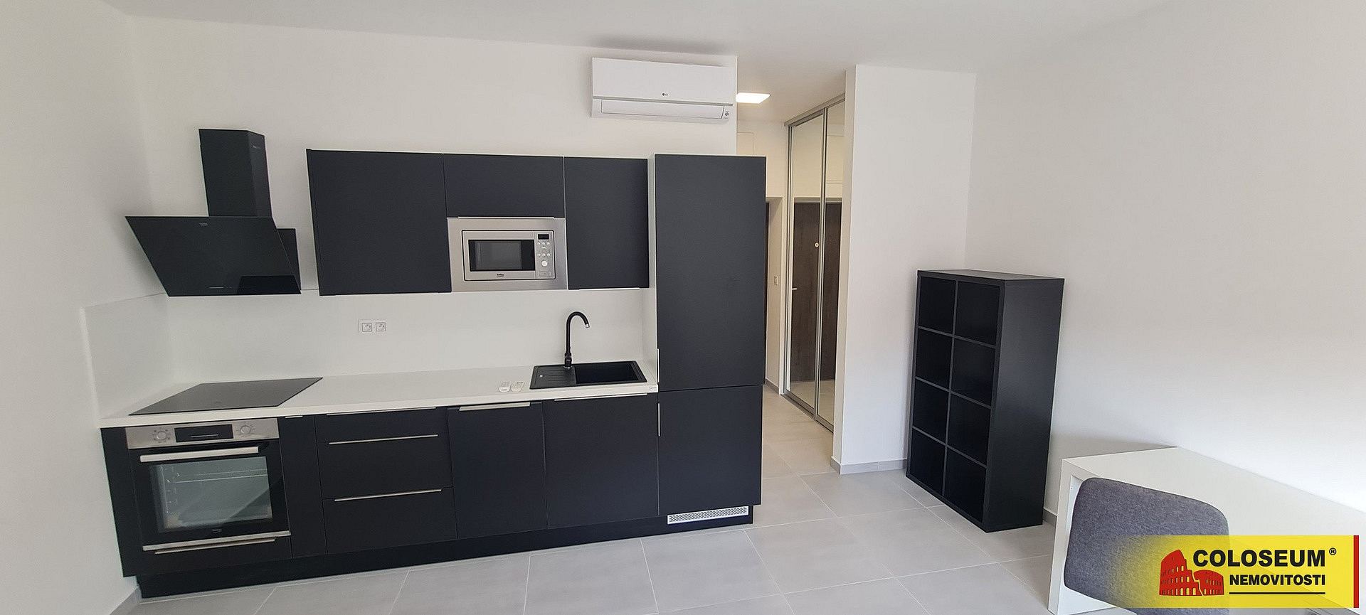 Pronájem bytu 1+kk 32 m² – pohled 4