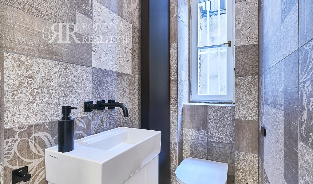Prodej bytu 3+kk 92 m², Praha – náhled fotky 2