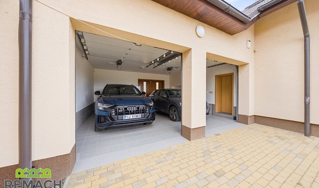 Prodej domu 335 m² s pozemkem 937 m², Blatnice pod Svatým Antonínkem – náhled fotky 13
