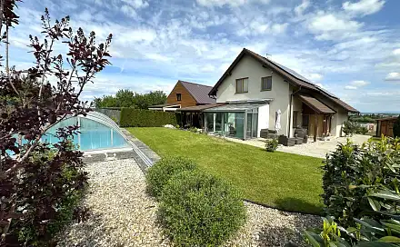 Prodej domu 156 m² s pozemkem 1 070 m², Mladá Boleslav - Jemníky