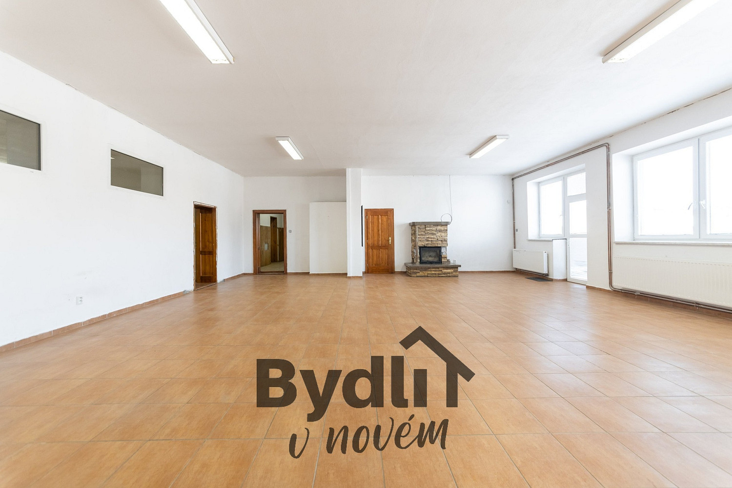 Prodej obchodních prostor 277 m² — photo 5