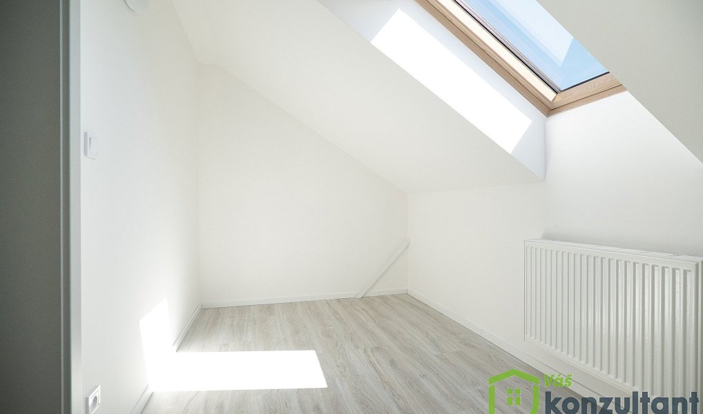 Prodej domu 277 m² s pozemkem 1 014 m², Osek – náhled fotky 23