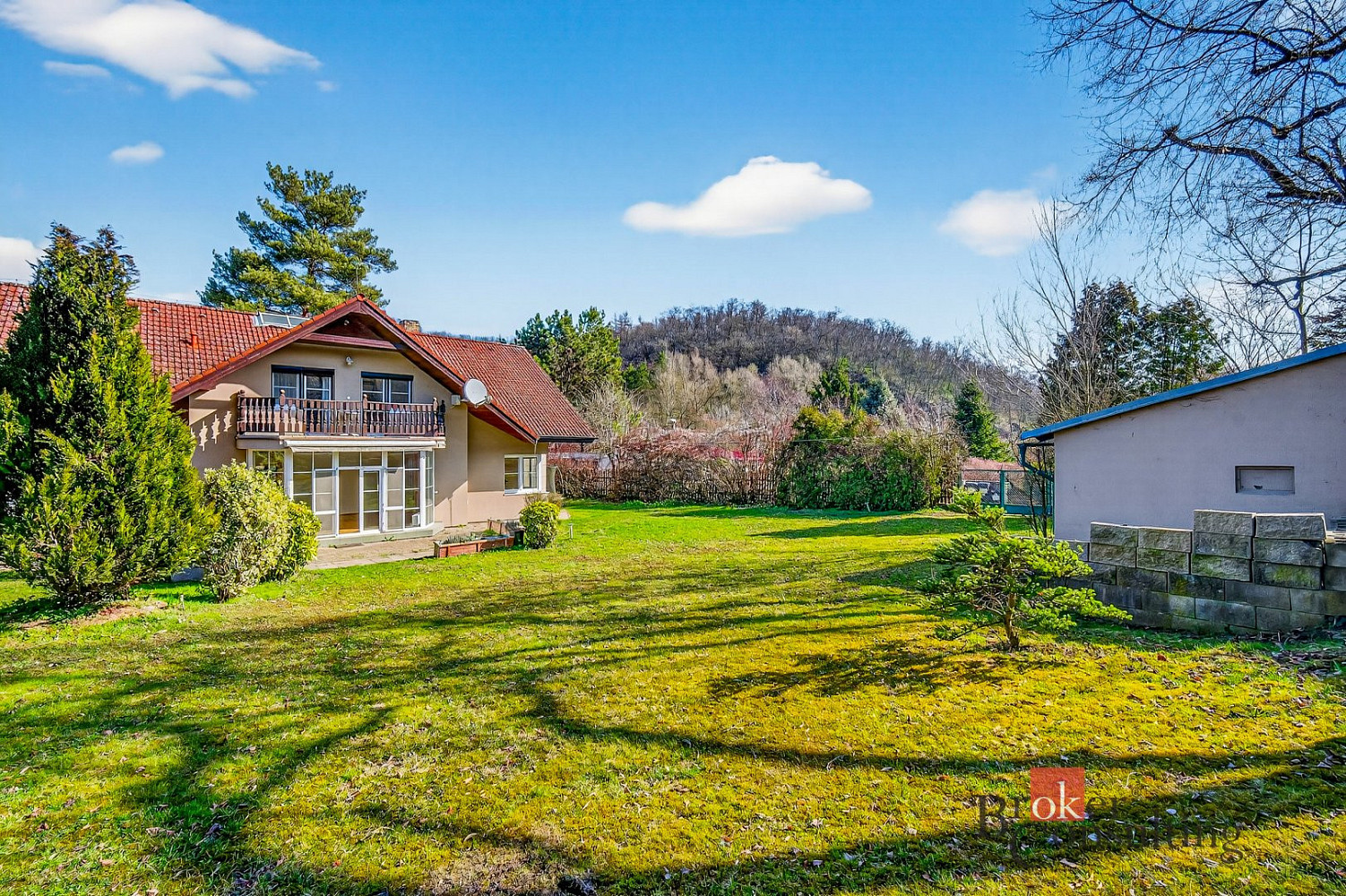 Prodej domu 258 m² s pozemkem 1 347 m²