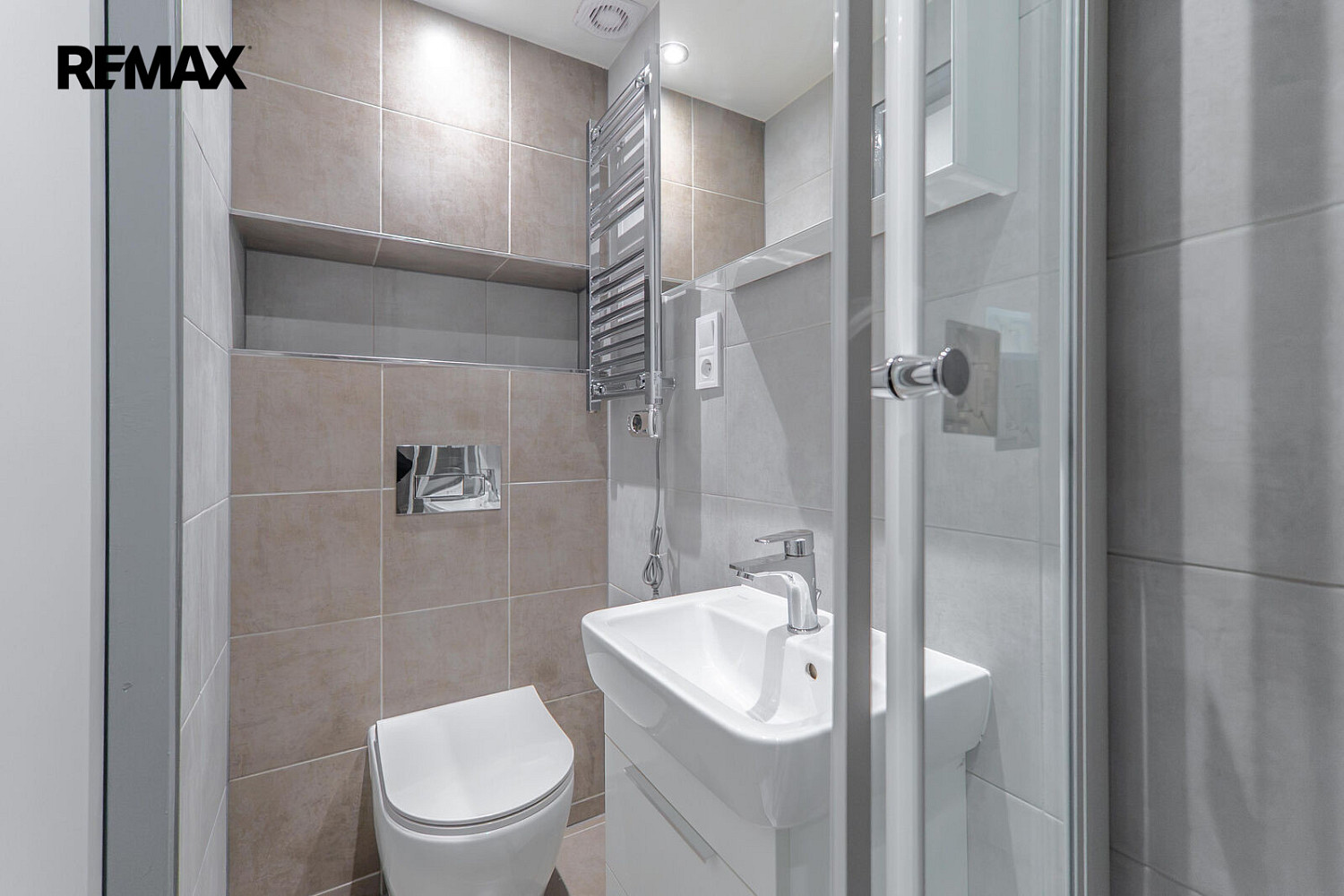 Prodej bytu 1+kk 17 m² – fotografie 4