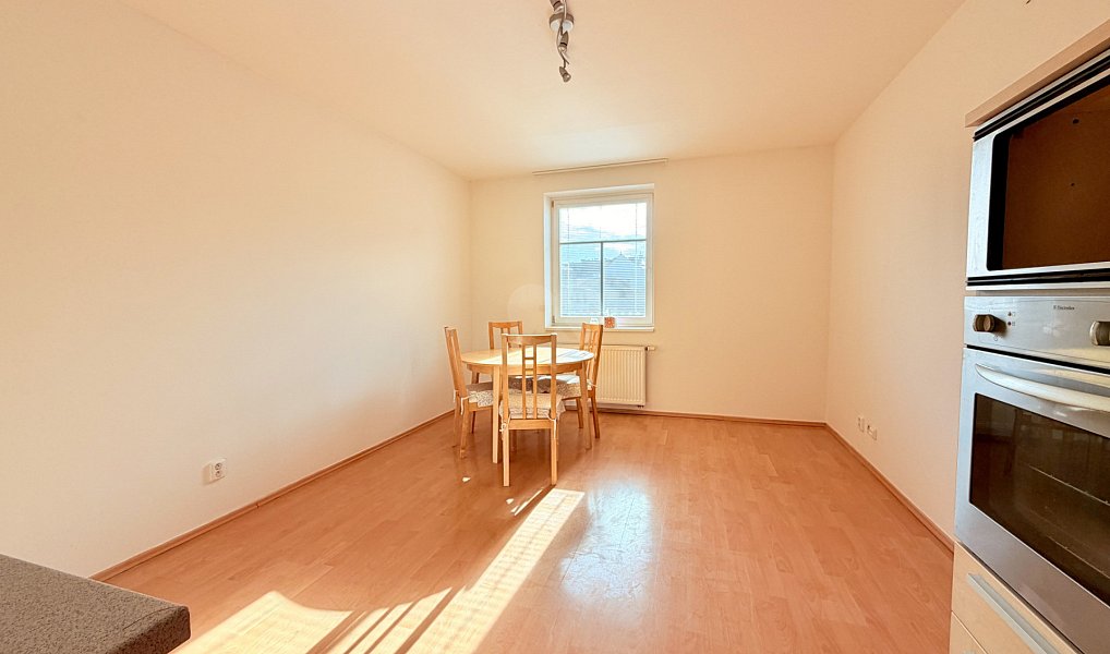 Pronájem bytu 2+kk 48 m², Praha – náhled fotky 3