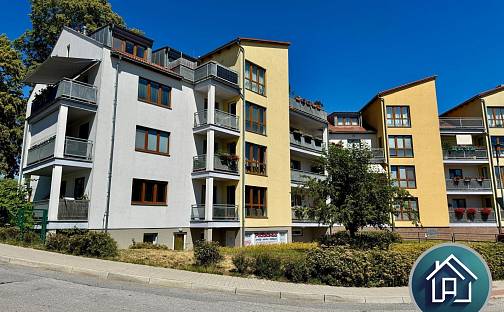 Pronájem bytu 1+kk 42 m², Pod Hrází, Český Krumlov - Horní Brána