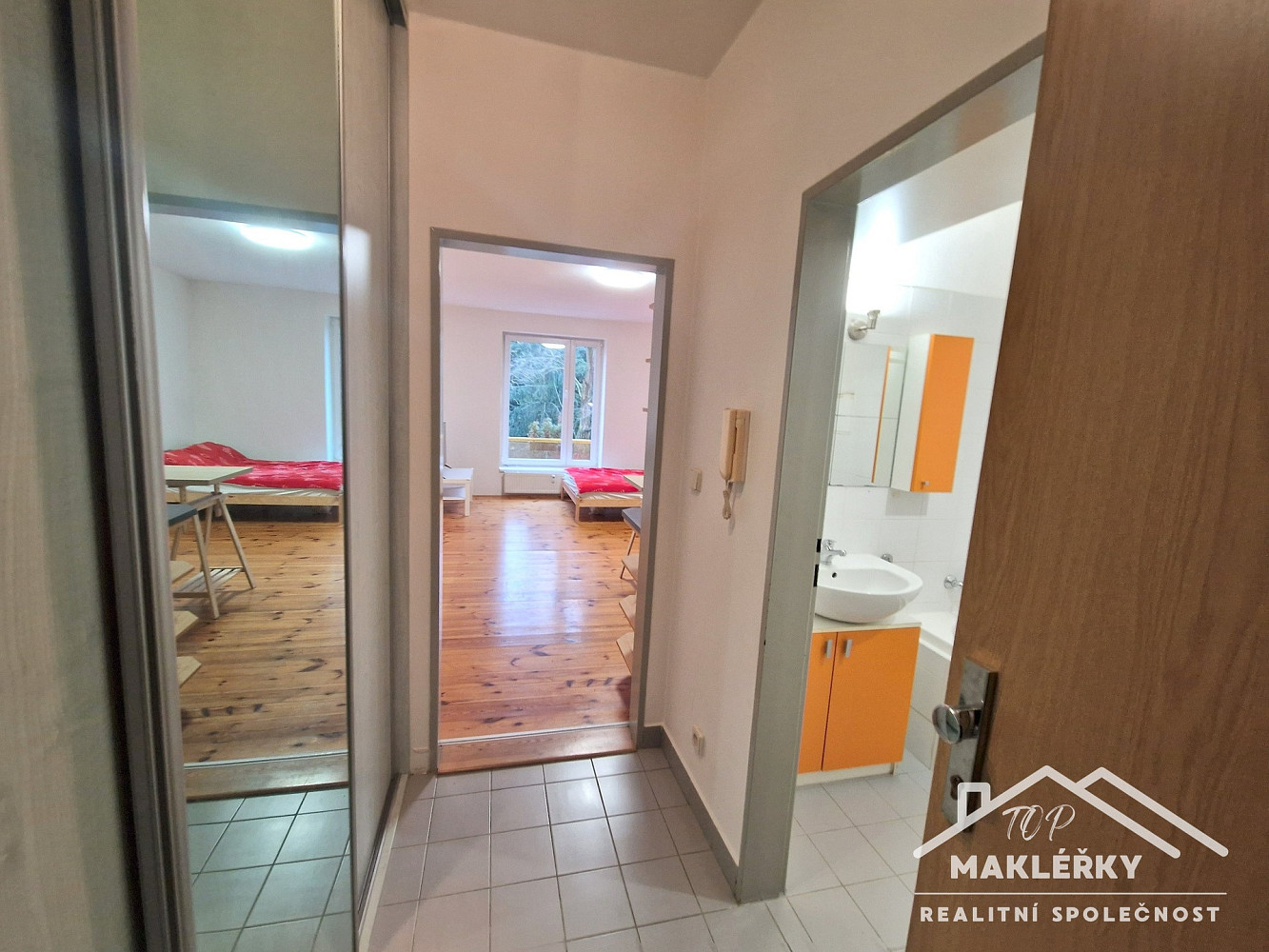 Prodej bytu 1+kk 30 m² – fotografie 3