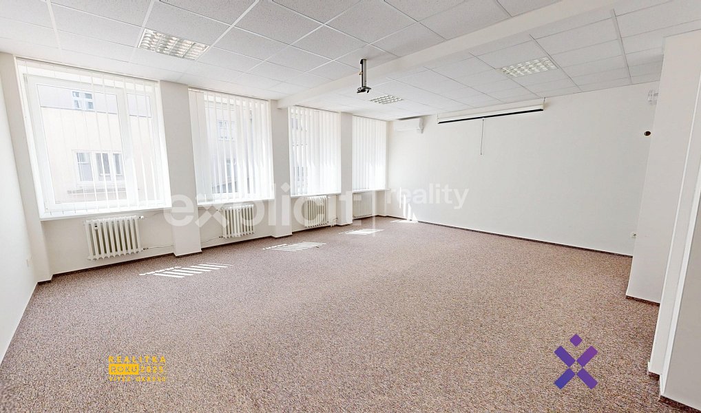 Pronájem kanceláře 50 m², Zlín – náhled fotky 2