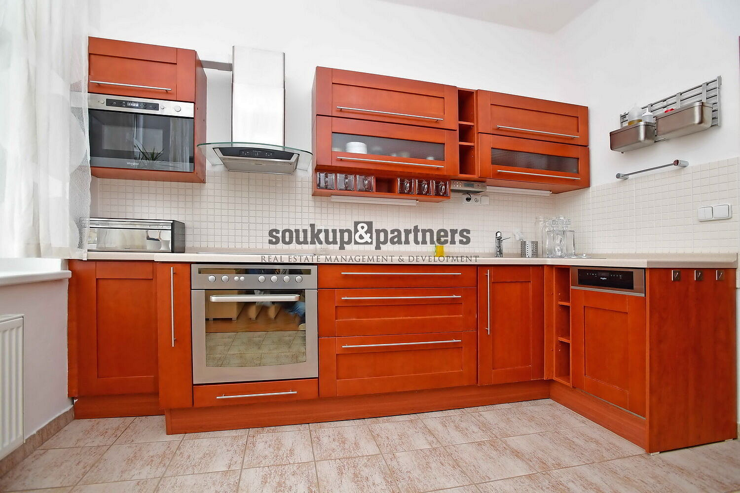 Pronájem bytu 3+1 98 m² – fotografie 5