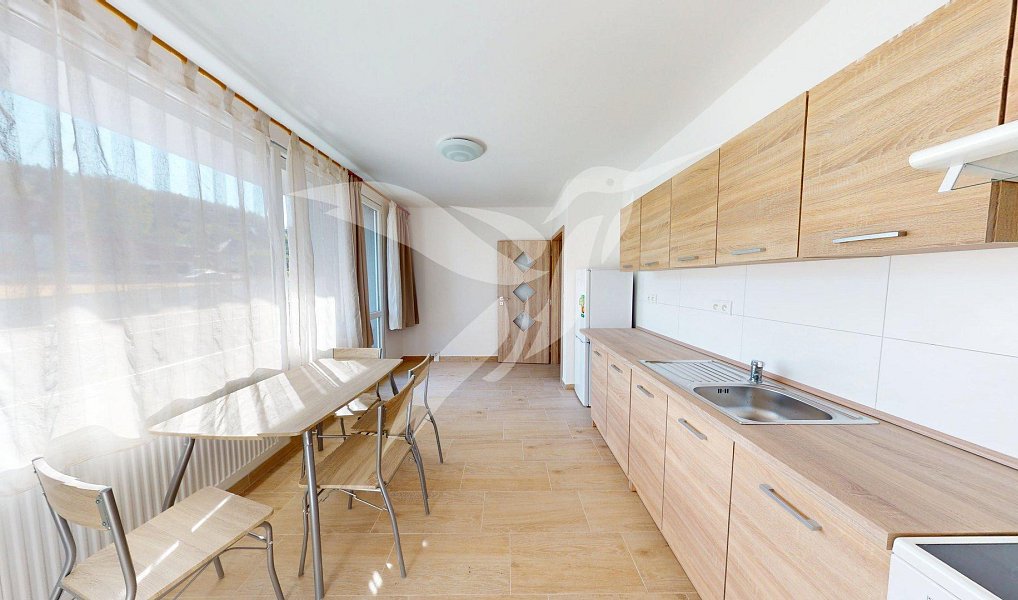 Pronájem bytu 2+kk 40 m², Dnešice – náhled fotky 4