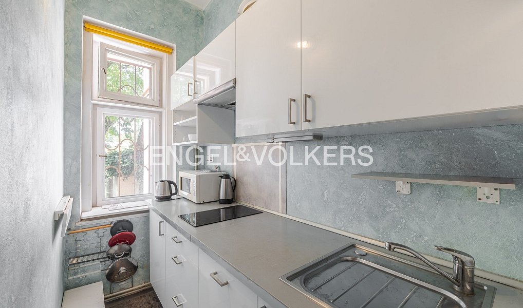 Pronájem domu 196 m² s pozemkem 382 m², Praha – náhled fotky 11