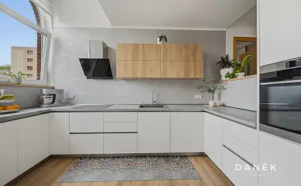 Prodej bytu 4+kk 155 m²