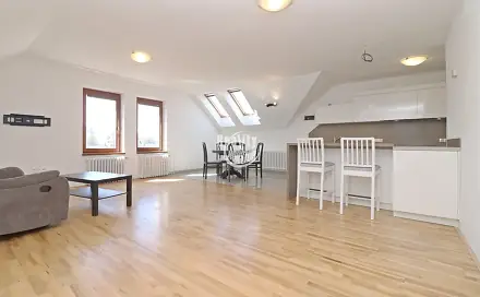 Prodej bytu 4+kk 90 m², Čajkovského, Jihlava