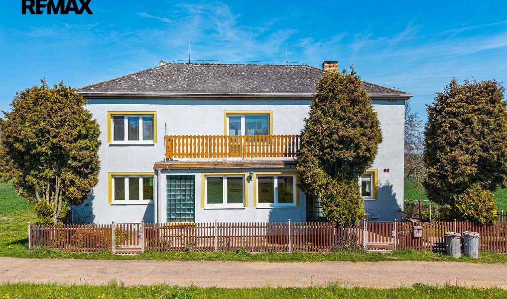 Prodej nájemního domu, činžáku 200 m², Blatno – fotka 1 z 43