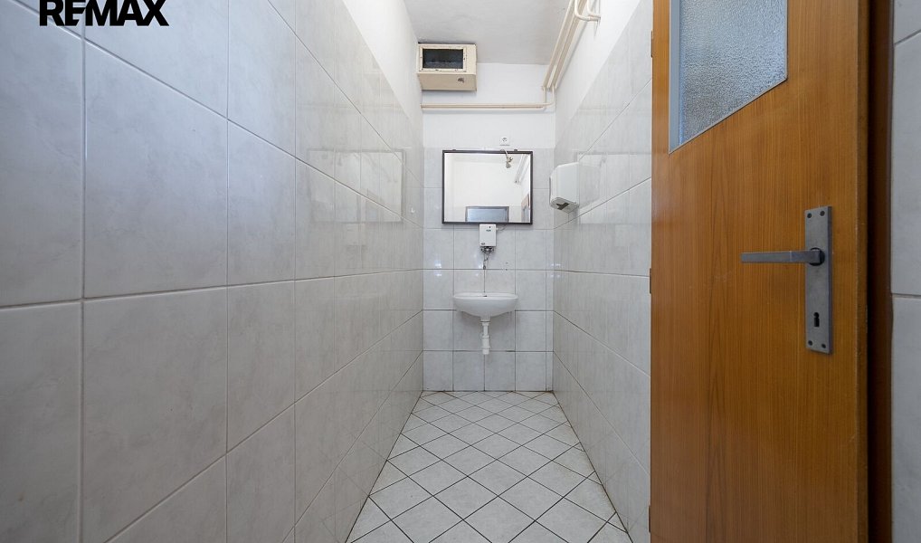 Prodej domu 354 m² s pozemkem 491 m², Rtyně v Podkrkonoší – náhled fotky 39