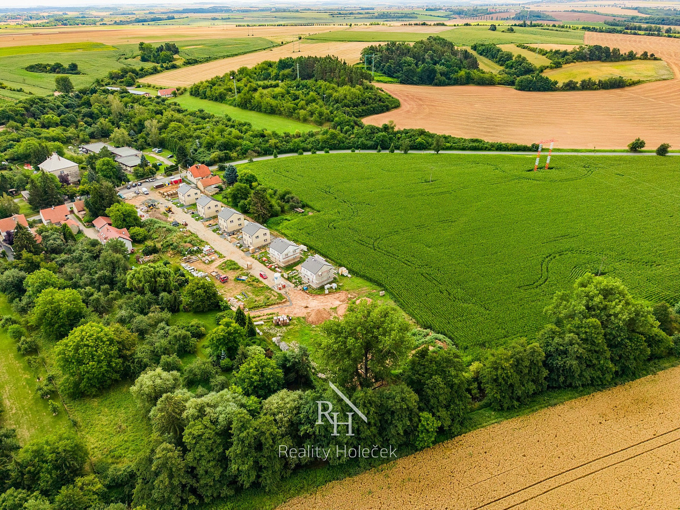Prodej stavebního pozemku 6 413 m² – fotografie 4