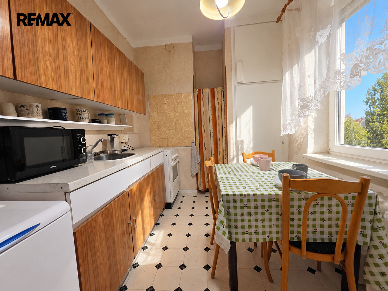 Pronájem bytu 3+1 60 m² – fotografie 4