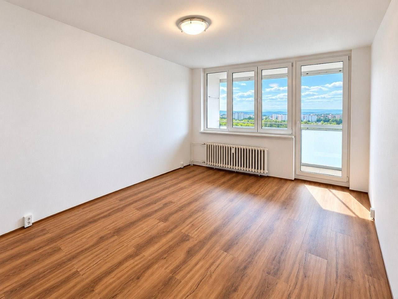 Pronájem bytu 3+1 67 m² – fotografie 2