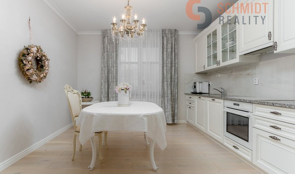 Prodej domu 159 m² s pozemkem 468 m², Vracov – náhled fotky 2