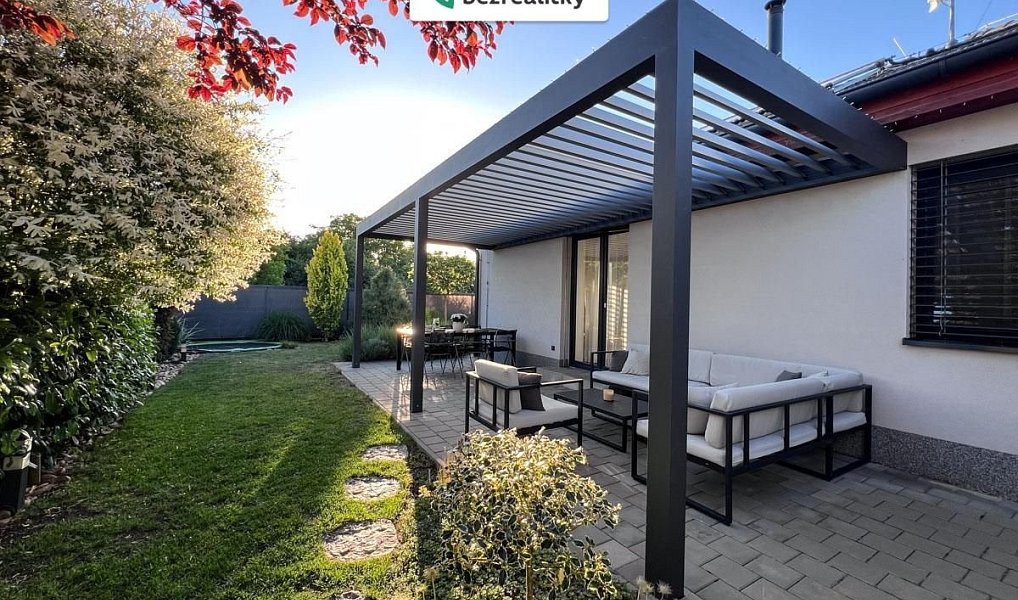 Prodej rodinného domu, 173 m², Mělník, Postřižín