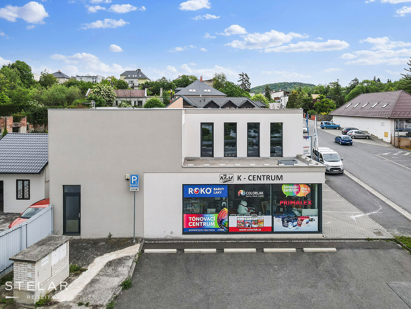 Pronájem obchodních prostor 300 m² – fotografie 2