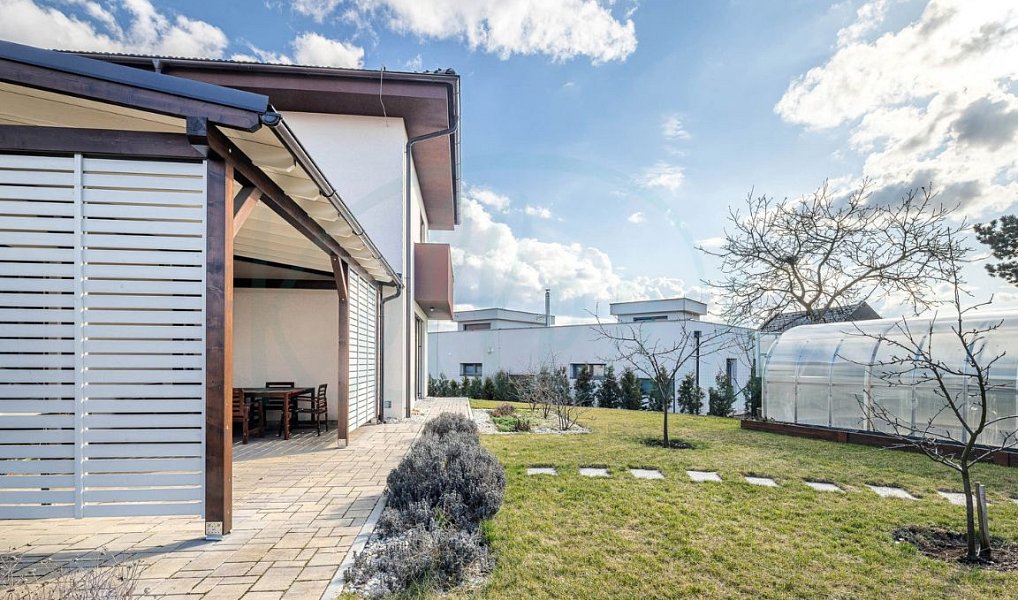 Pronájem domu 244 m² s pozemkem 972 m², Vysoký Újezd – náhled fotky 26