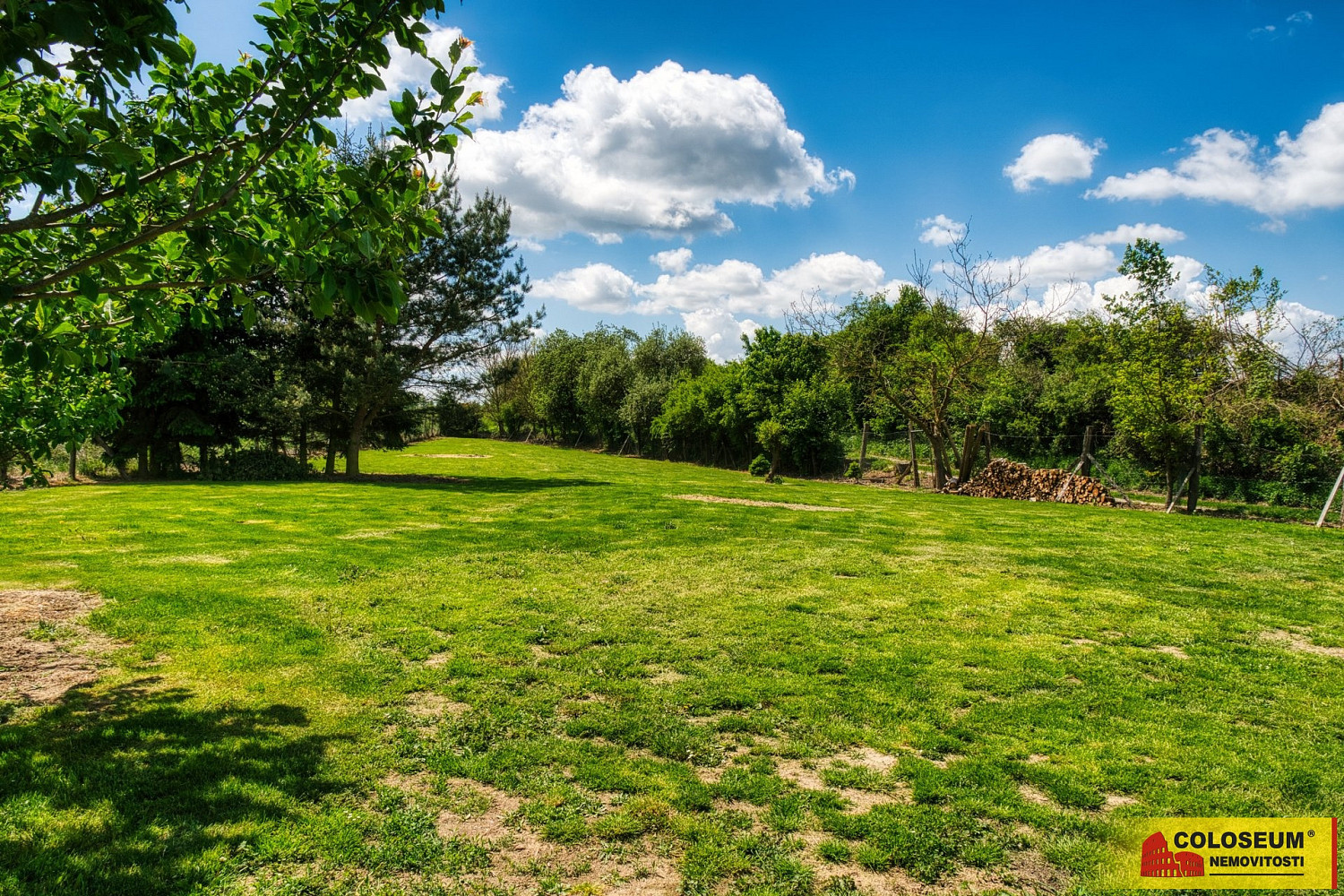Prodej stavebního pozemku 2 430 m² – fotografie 5