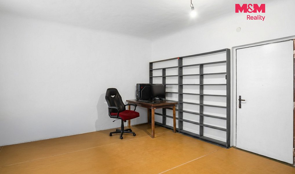Prodej domu 376 m² s pozemkem 1 174 m², Kladno – náhled fotky 10