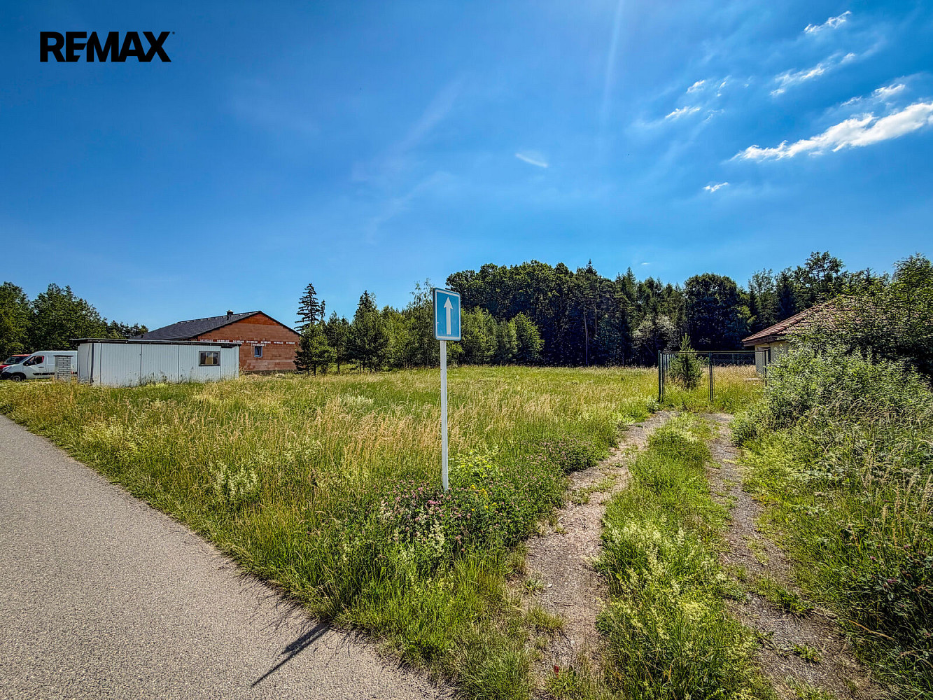 Prodej stavebního pozemku 1 816 m² – fotografie 4