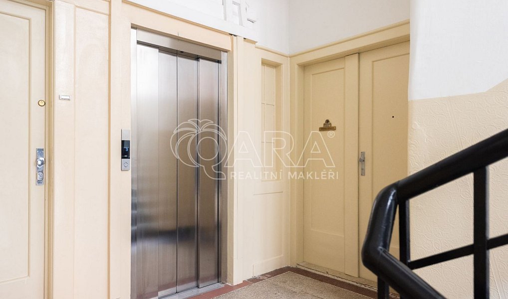 Prodej bytu 4+kk 99 m², Praha – náhled fotky 21