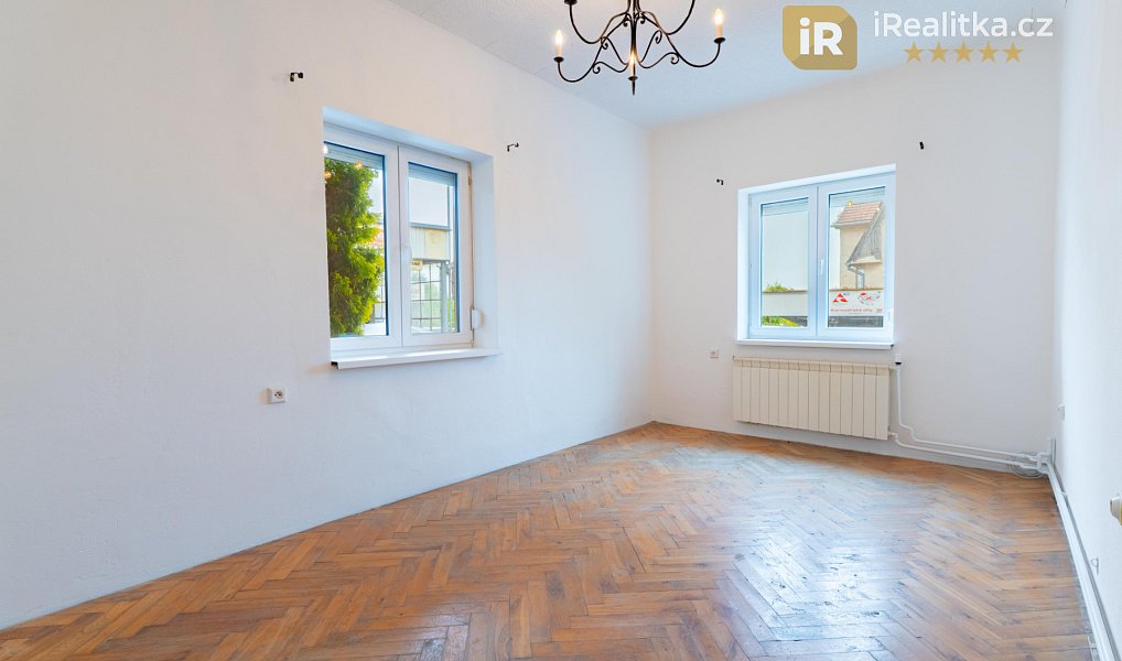 Prodej domu 75 m² s pozemkem 1 732 m², Holice – náhled fotky 9