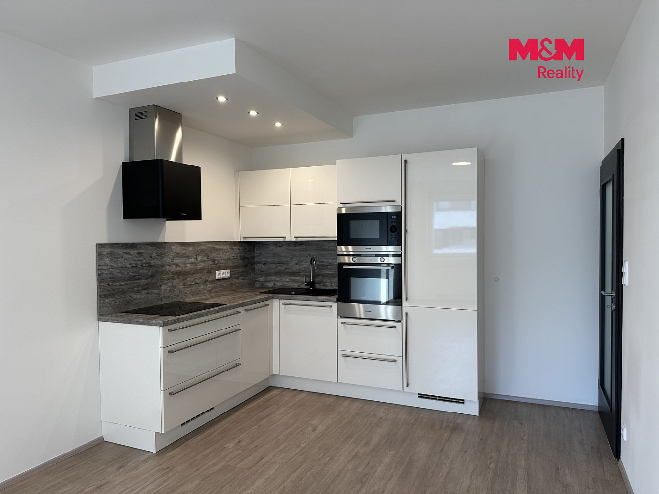 Pronájem bytu 2+kk 54 m² – fotografie 2