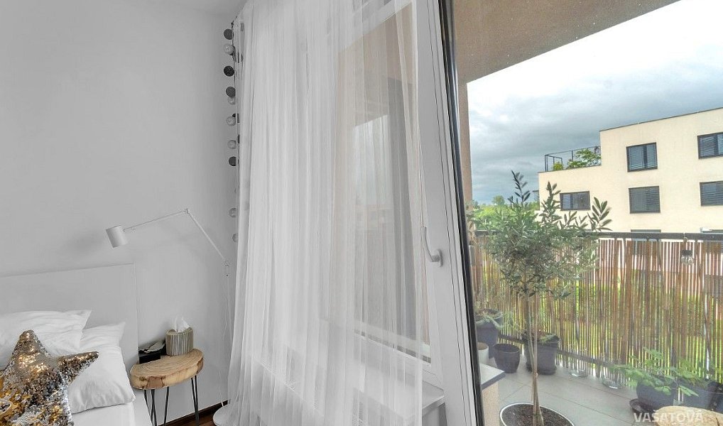Pronájem bytu 3+kk 77 m², Hradec Králové – náhled fotky 10