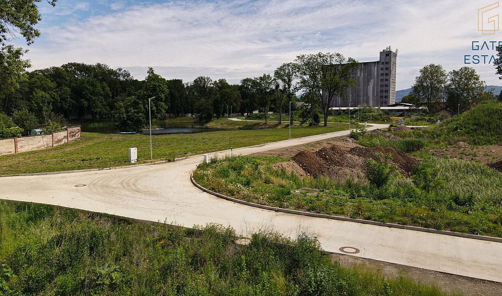 Prodej komerčního pozemku 2 397 m², Holešov – náhled fotky 5