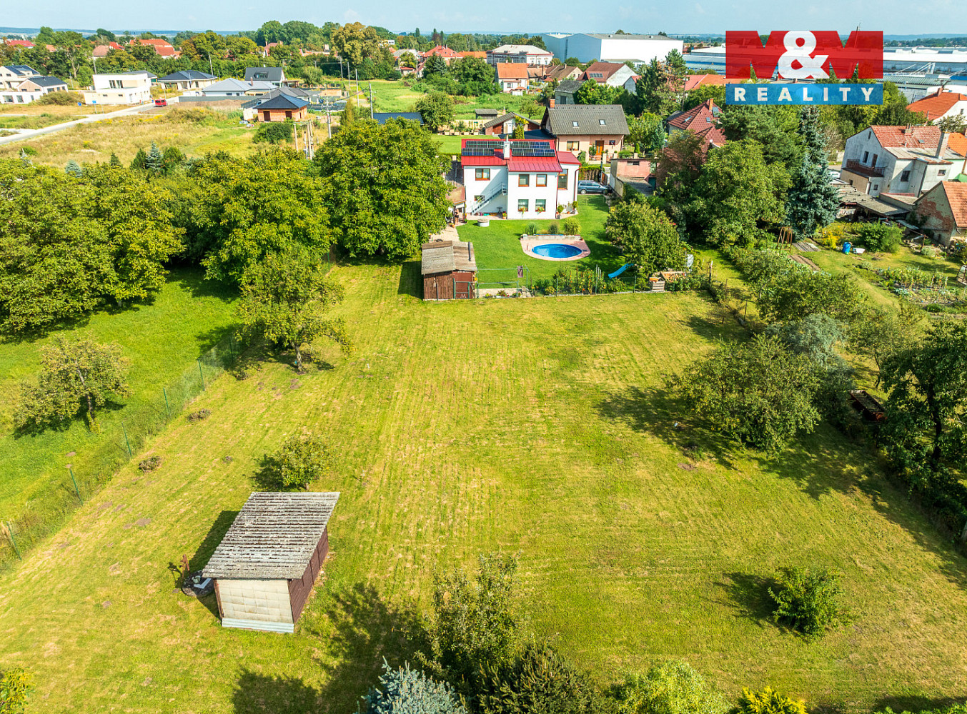 Prodej stavebního pozemku 1 676 m² – další