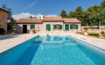 Prodej domu 348 m² s pozemkem 8 741 m², Hvar, Chorvatsko