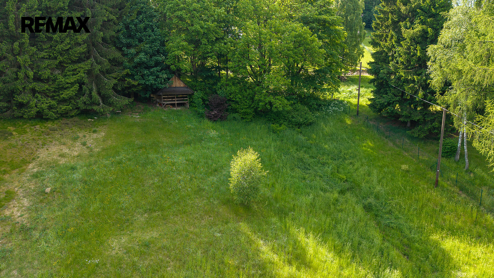 Prodej stavebního pozemku 1 901 m² — photo 2