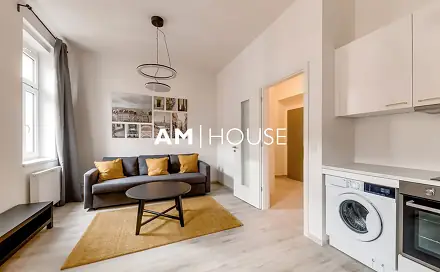 Pronájem bytu 1+kk 30 m², Urxova, Praha 8 - Karlín