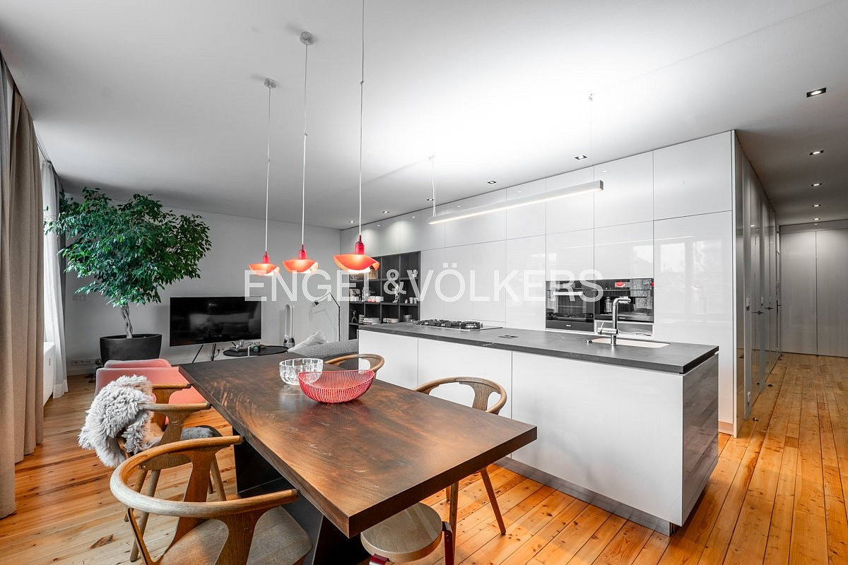 Pronájem bytu 3+kk 105 m² — photo 2