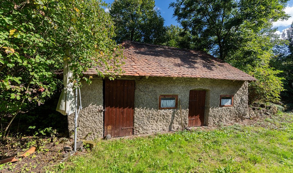 Prodej domu 120 m² s pozemkem 877 m², Lužice – náhled fotky 18