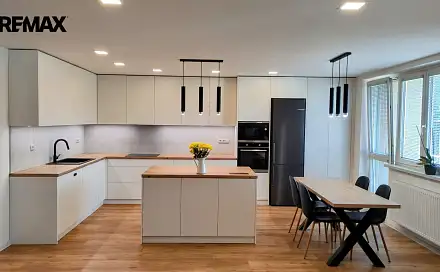 Prodej bytu 3+kk 93 m²