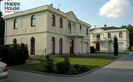 Pronájem domu 243 m² s pozemkem 675 m², Nebušická, Praha 6 - Nebušice, okres Praha